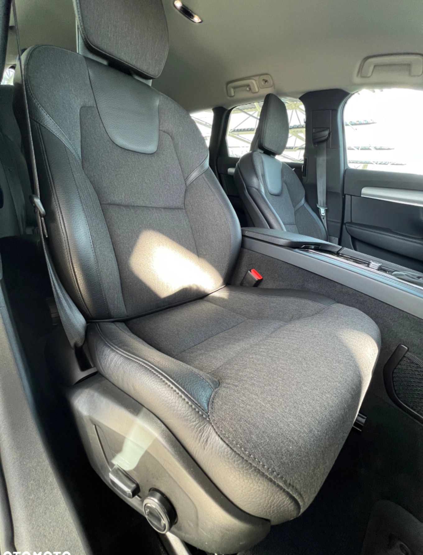 Volvo V90 cena 134900 przebieg: 99000, rok produkcji 2019 z Annopol małe 466